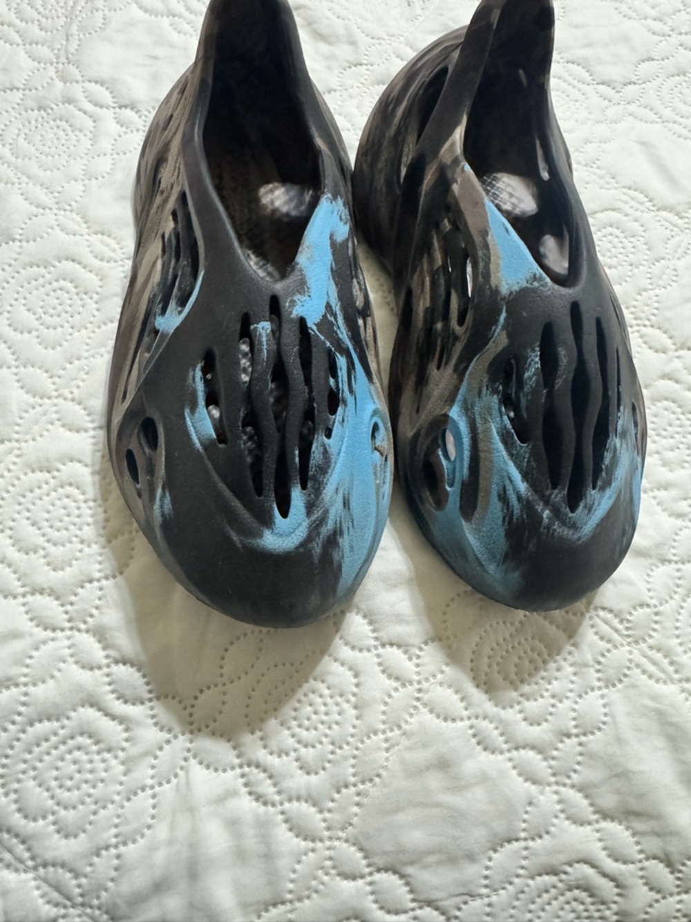 Yeezy Kids Black and Light Blue Foam Slip-On Sandals